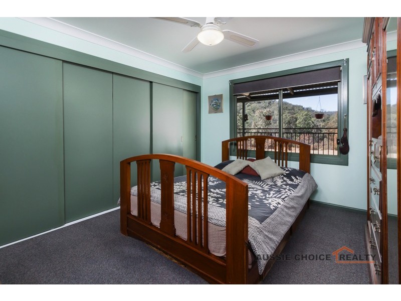 5803 Putty Rd, Putty NSW 2330