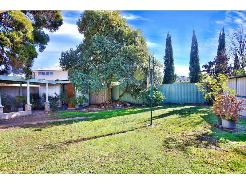 5 Finnan Pl, Bligh Park NSW 2756