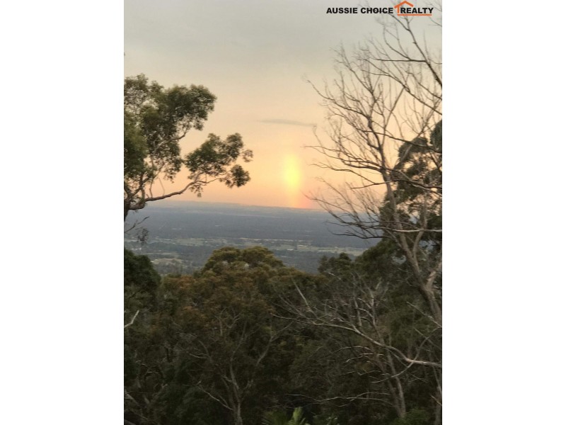 369 Lieutenant Bowen Dr, Bowen Mountain NSW 2753