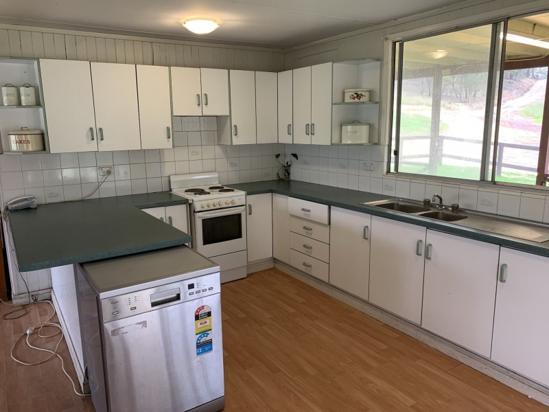 8209 Putty Road, Putty NSW 2330