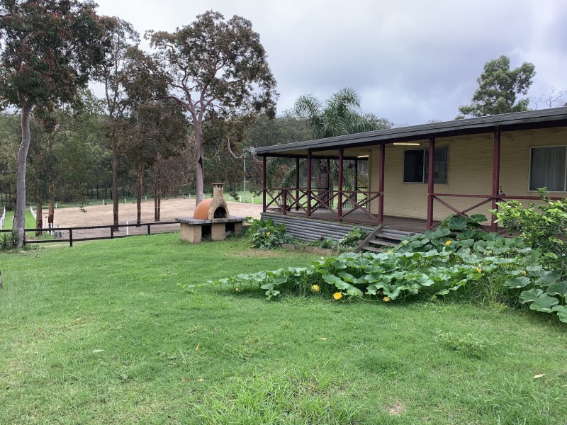 8209 Putty Road, Putty NSW 2330