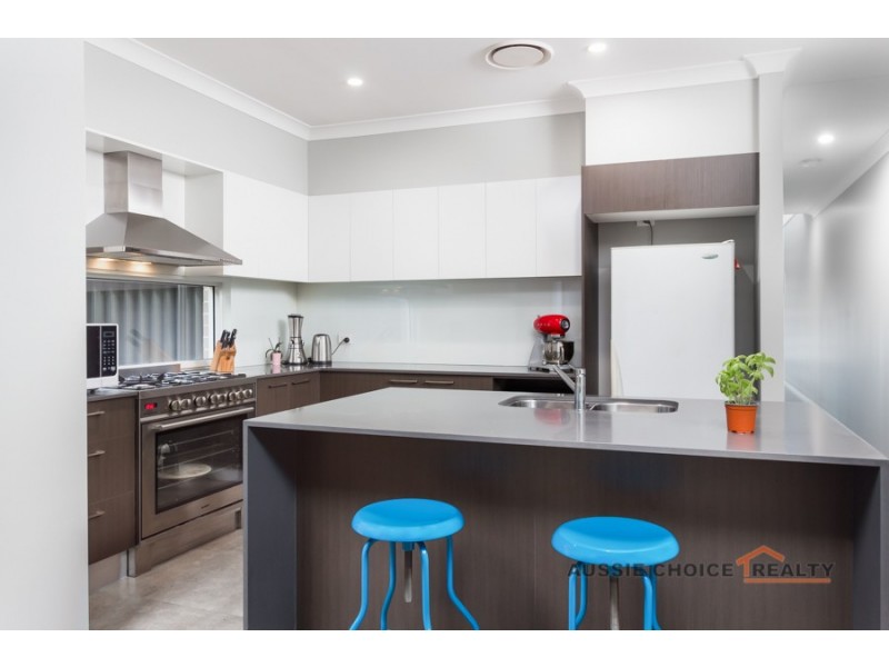 106B Lennox St, Richmond NSW 2753