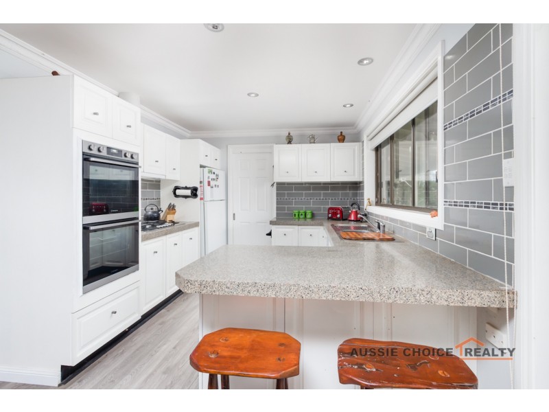 30 Irwins Rd, East Kurrajong NSW 2758