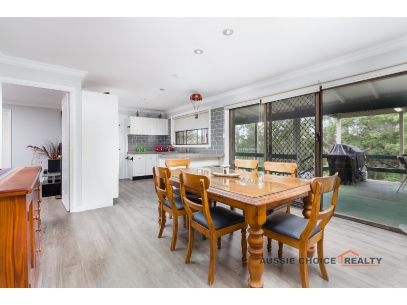 30 Irwins Rd, East Kurrajong NSW 2758