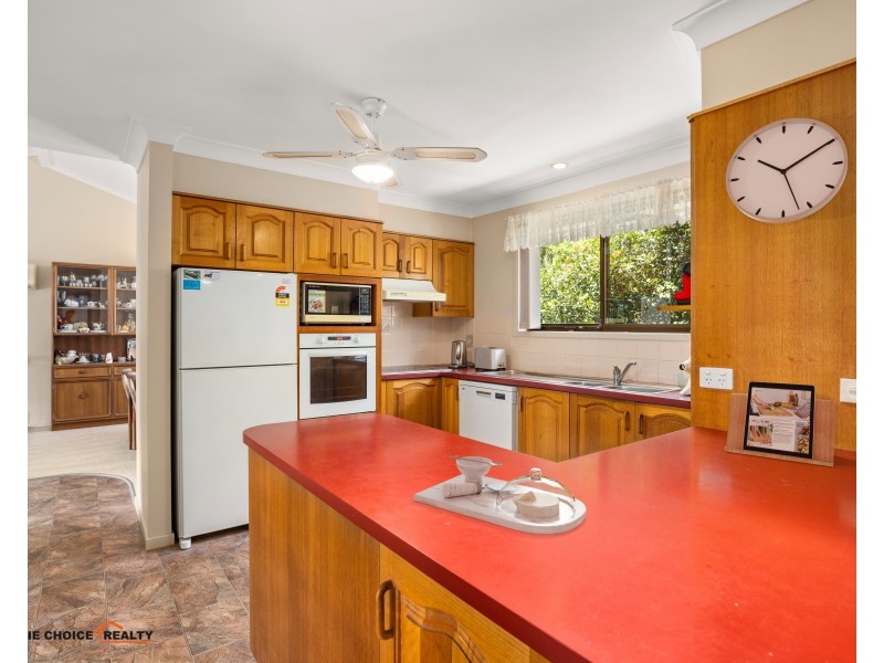82 Waterman Street, Old Bar NSW 2430
