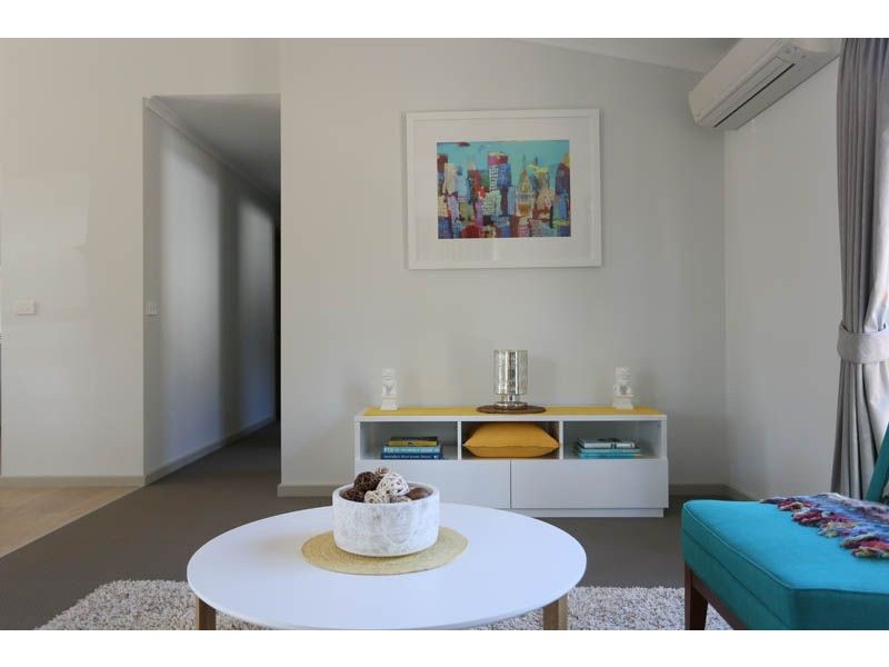 Residence 78 508 Wagga Road, Albury NSW 2640