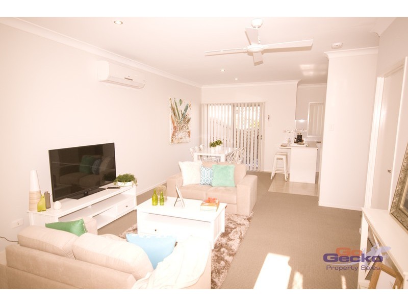 45 Blaxland Crecent, Redbank Plains QLD 4301