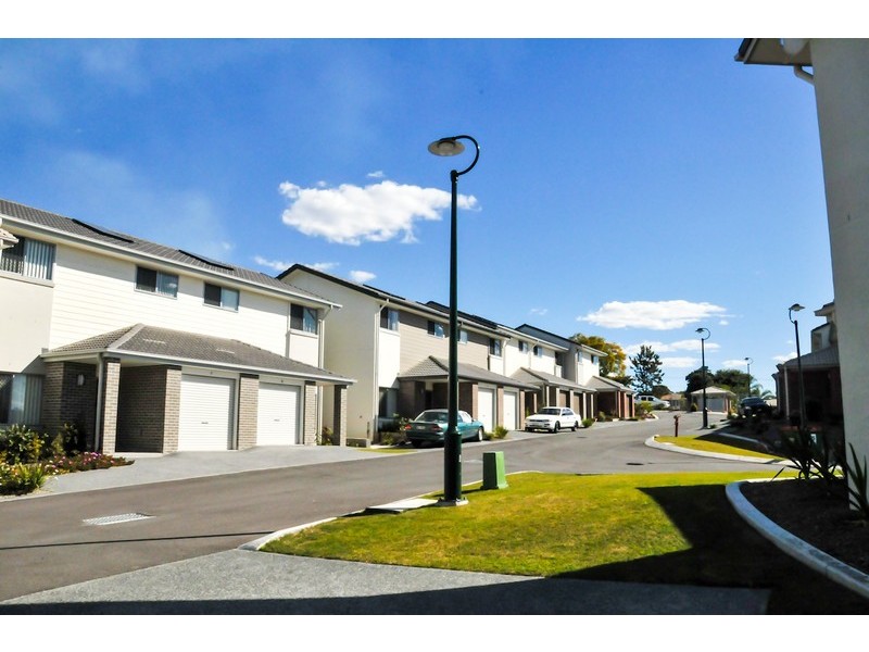 45 Blaxland Crecent, Redbank Plains QLD 4301