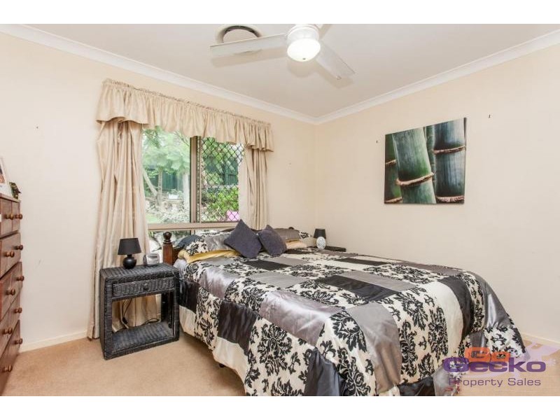 11 Avoca Court, Collingwood Park QLD 4301