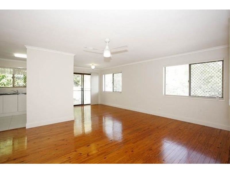 1 Lee Court, Camira QLD 4300