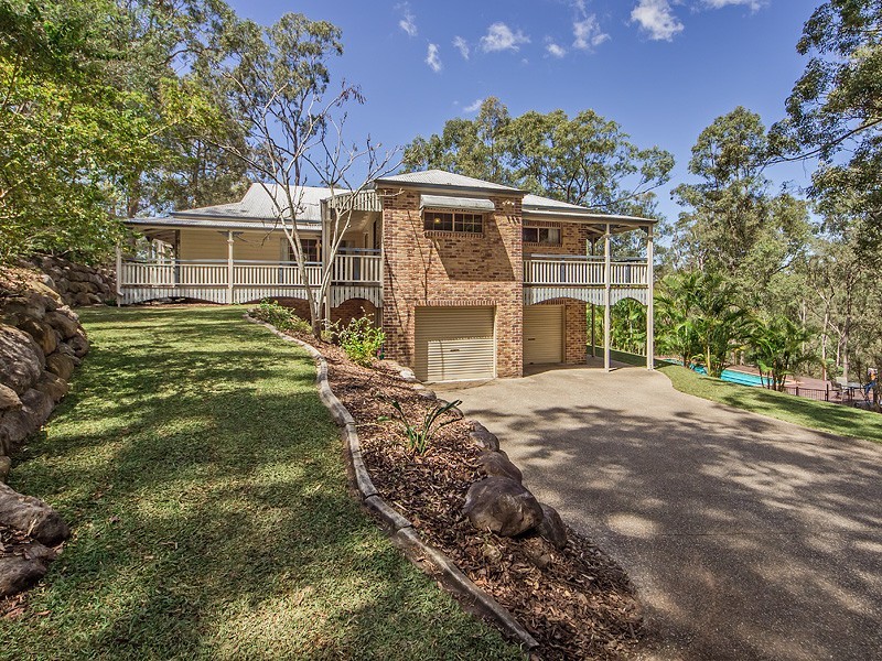 218 Red Cedar Road, Pullenvale QLD 4069