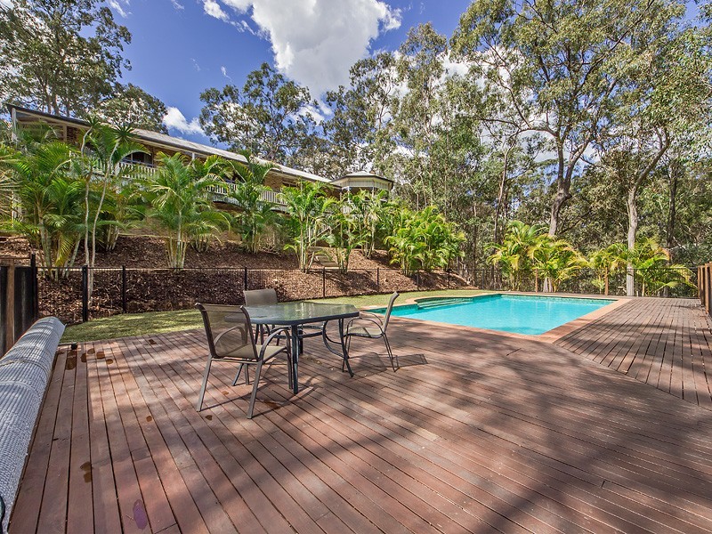 218 Red Cedar Road, Pullenvale QLD 4069