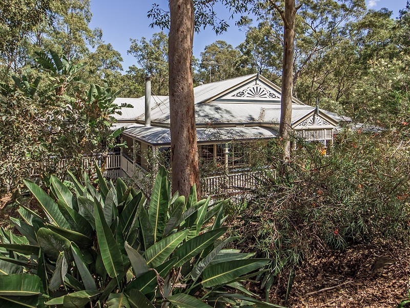 218 Red Cedar Road, Pullenvale QLD 4069