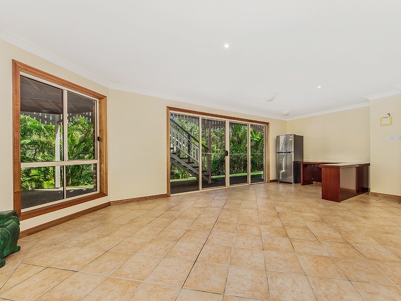 218 Red Cedar Road, Pullenvale QLD 4069