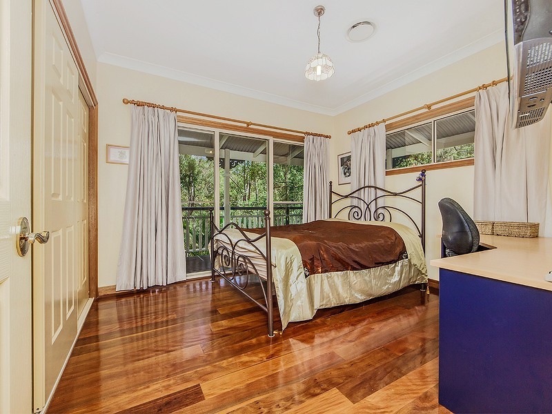 218 Red Cedar Road, Pullenvale QLD 4069