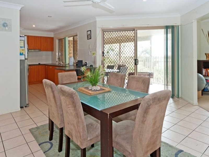 5 Frawley Drive, Redbank Plains QLD 4301