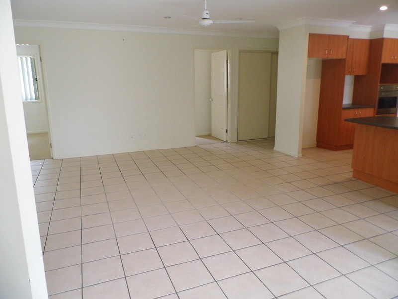 5 Frawley Drive, Redbank Plains QLD 4301