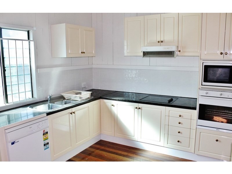 23 Thorn Street, Ipswich QLD 4305