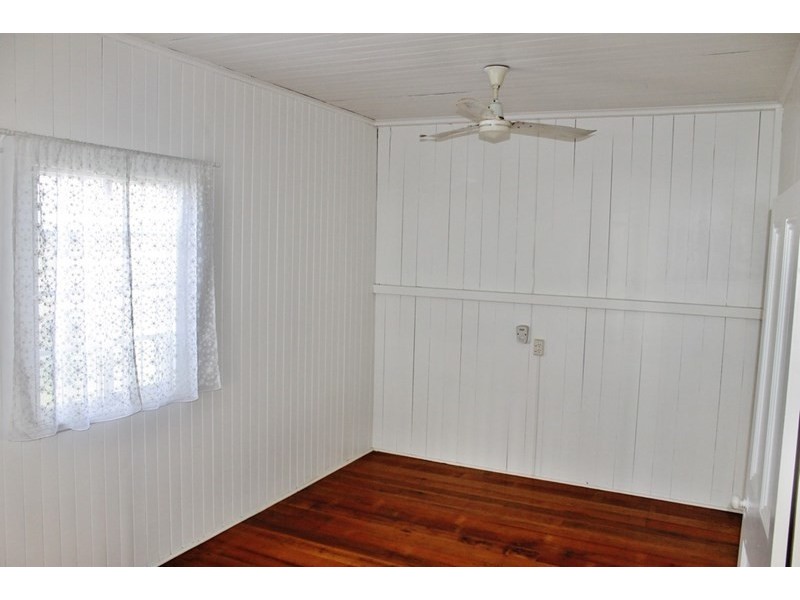 23 Thorn Street, Ipswich QLD 4305