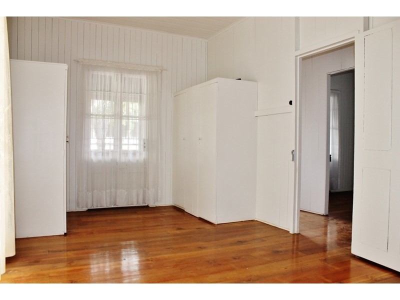 23 Thorn Street, Ipswich QLD 4305