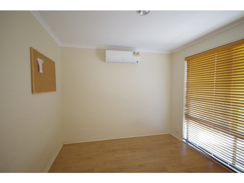 97 Lakeside Avenue, Springfield Lakes QLD 4300