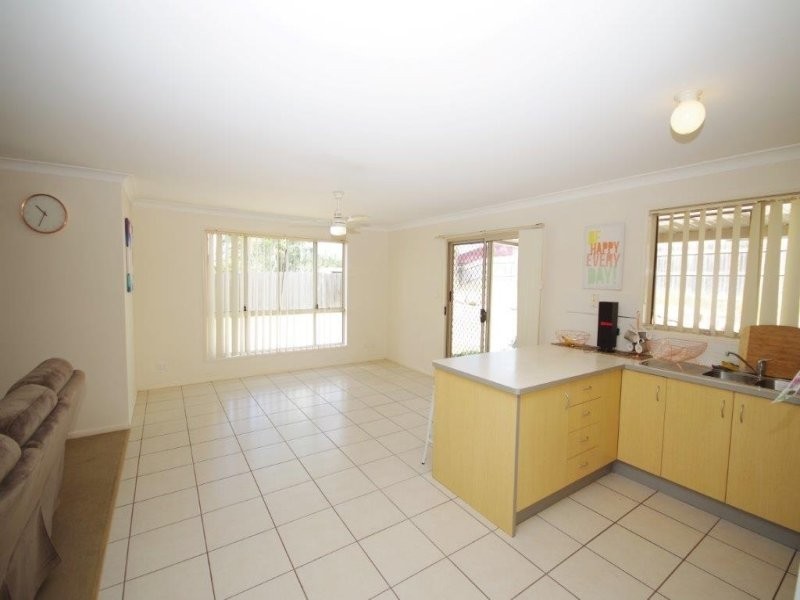 4 Mulholland Place, Goodna QLD 4300