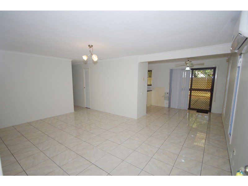 4 Hume Way, Redbank Plains QLD 4301