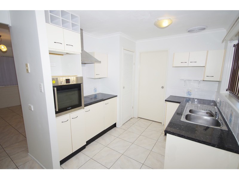 4 Hume Way, Redbank Plains QLD 4301