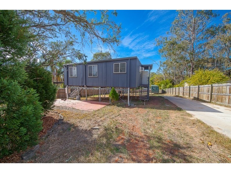 6 William Street, Blackstone QLD 4304