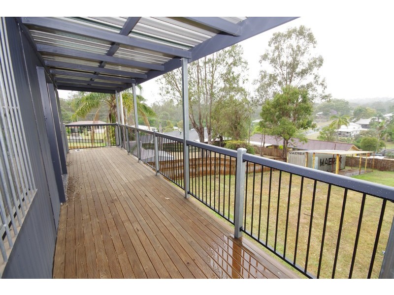 6 William Street, Blackstone QLD 4304