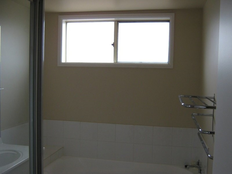 9 Eureka Court, Redbank Plains QLD 4301