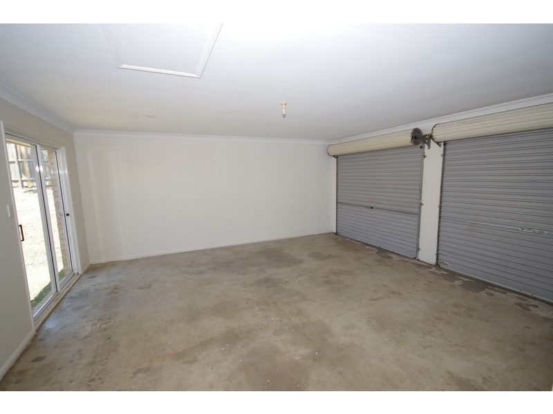 2 Vanessa Court, Camira QLD 4300