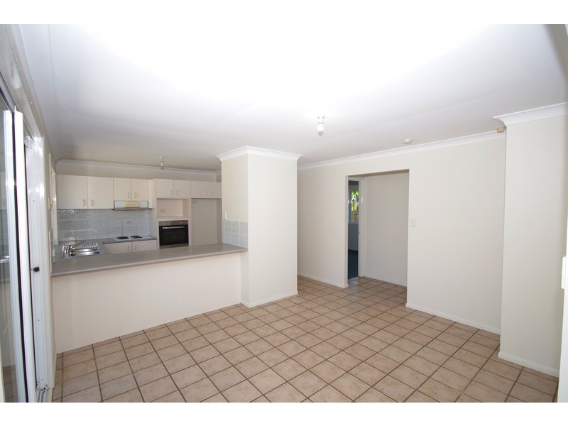 2 Vanessa Court, Camira QLD 4300