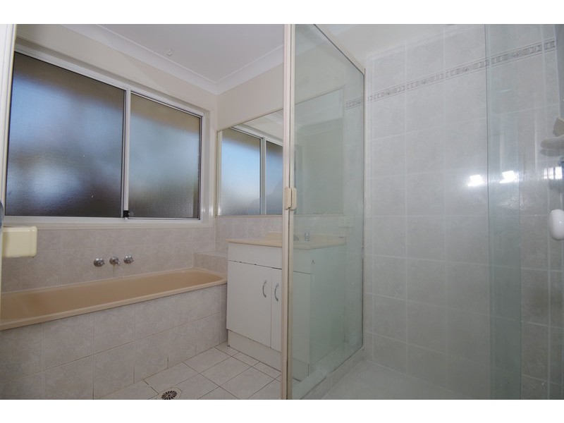 2 Vanessa Court, Camira QLD 4300