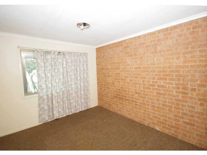 2/296 Redbank Plains Road, Bellbird Park QLD 4300