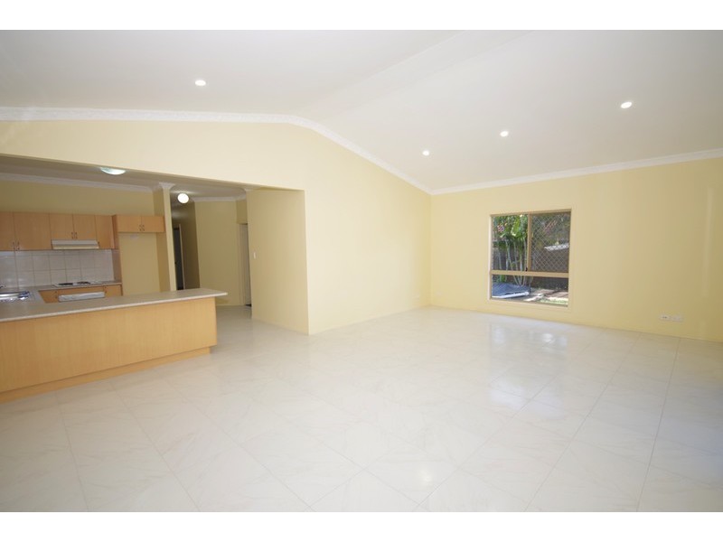 12 Brigalow Lane, Redbank QLD 4301