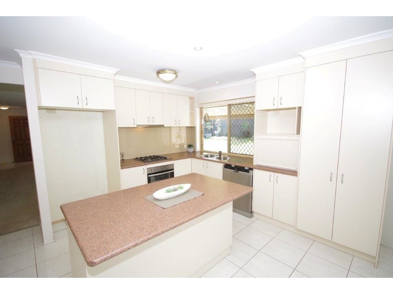 37 Peachface, Springfield QLD 4300