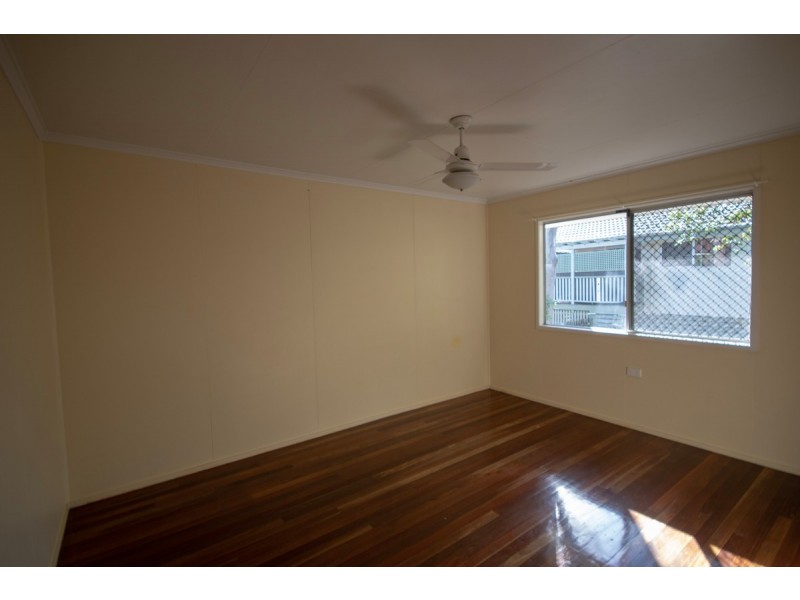 9 Dowden Street, Goodna QLD 4300