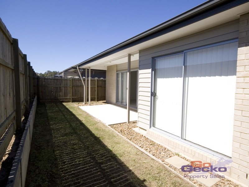 11 Francisca Drive, Augustine Heights QLD 4300