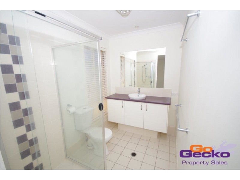 17 Waterview Court, Springfield Lakes QLD 4300