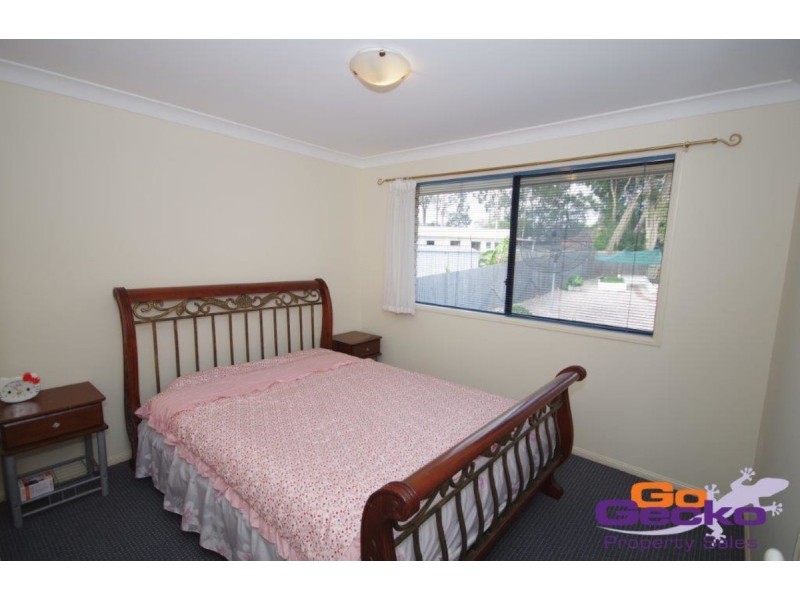 17 Greta Court, Camira QLD 4300