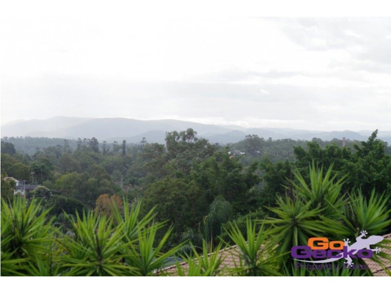 17 Greta Court, Camira QLD 4300