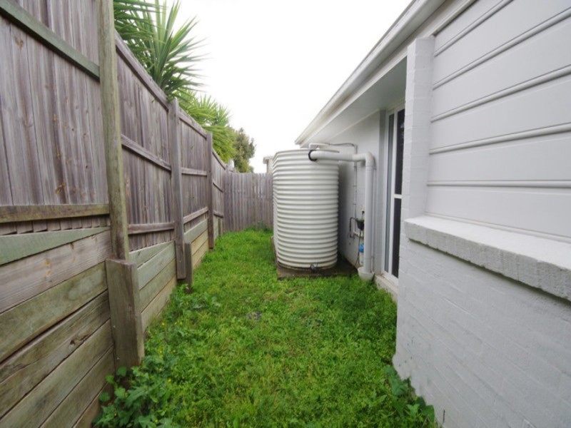 17 Carnarvon Avenue, Springfield Lakes QLD 4300