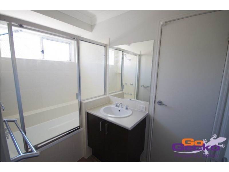 17 Carnarvon Avenue, Springfield Lakes QLD 4300