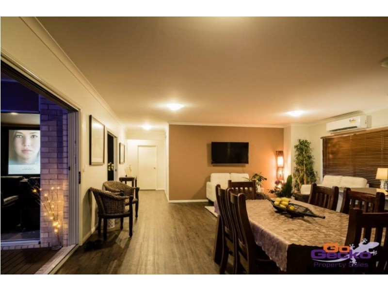 35 Chilton Drive, Deebing Heights QLD 4306