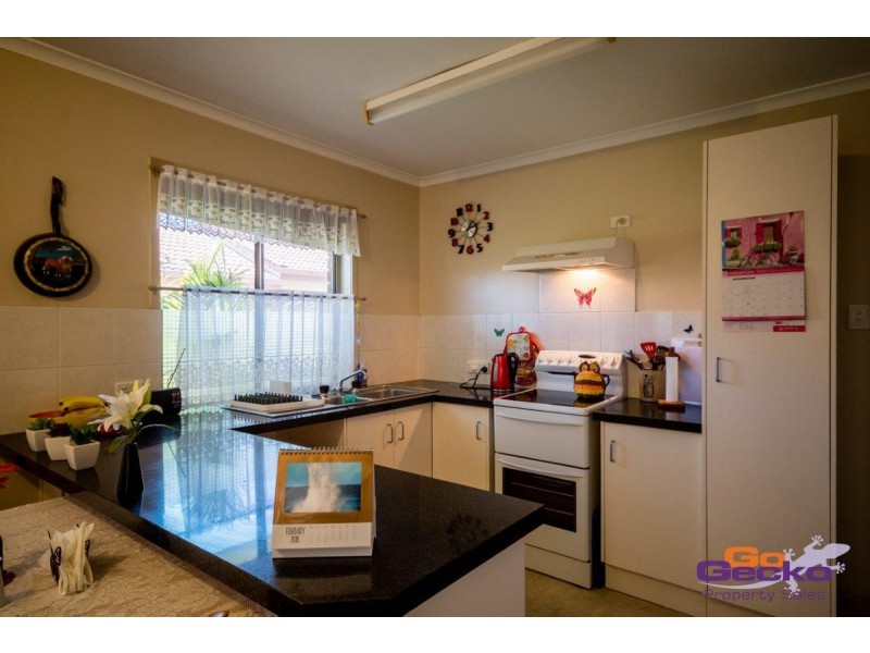 4/17 Henty Drive, Redbank Plains QLD 4301