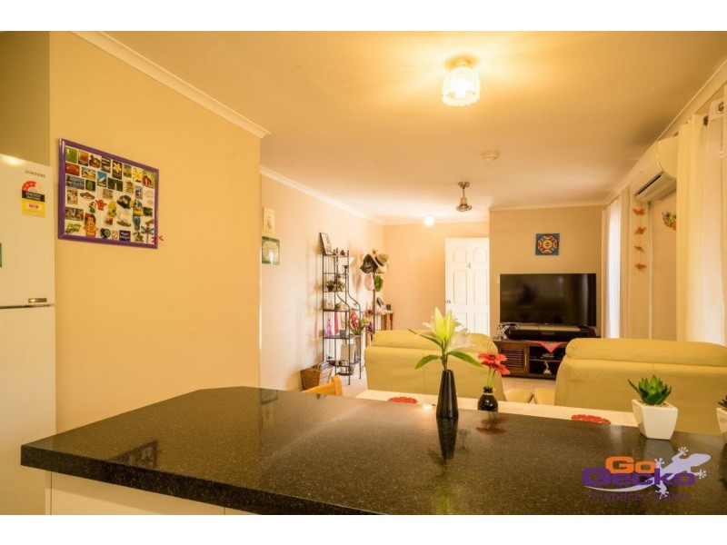 4/17 Henty Drive, Redbank Plains QLD 4301