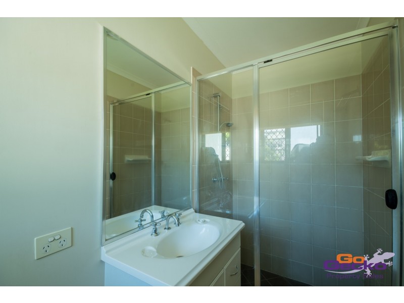 97 Lakeside Avenue, Springfield Lakes QLD 4300