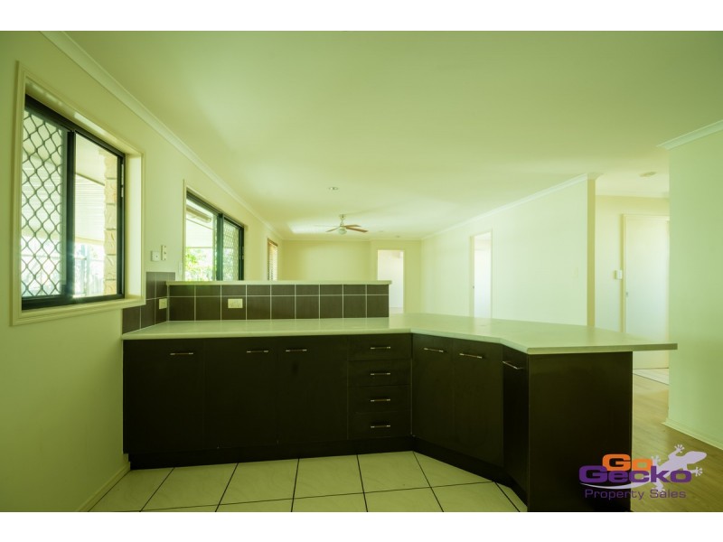 97 Lakeside Avenue, Springfield Lakes QLD 4300