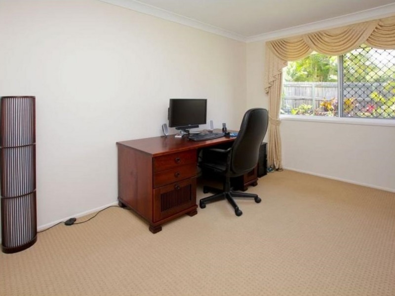 50 Ravenswood Lane, Springfield QLD 4300